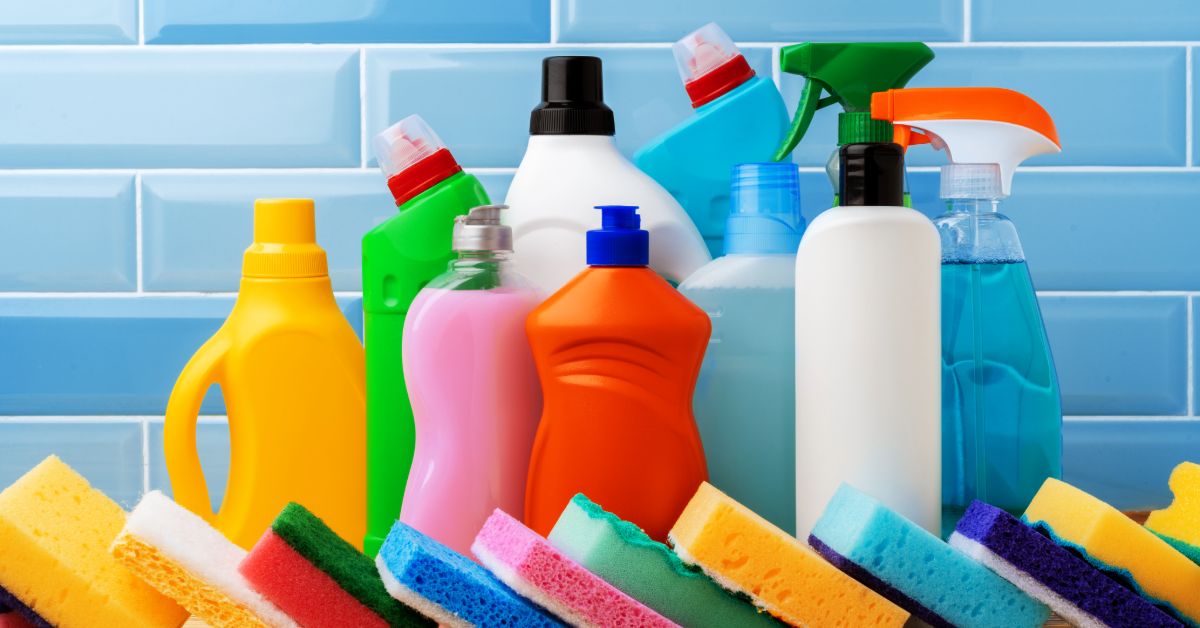 Limpieza con productos comerciales especializados