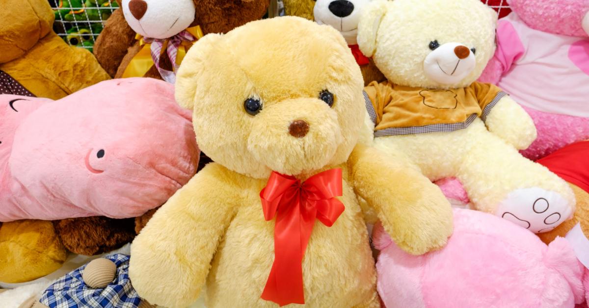 Peluches y mu&ntilde;ecos de tela