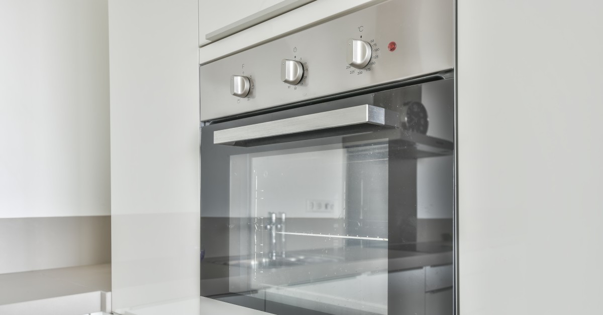 clean oven