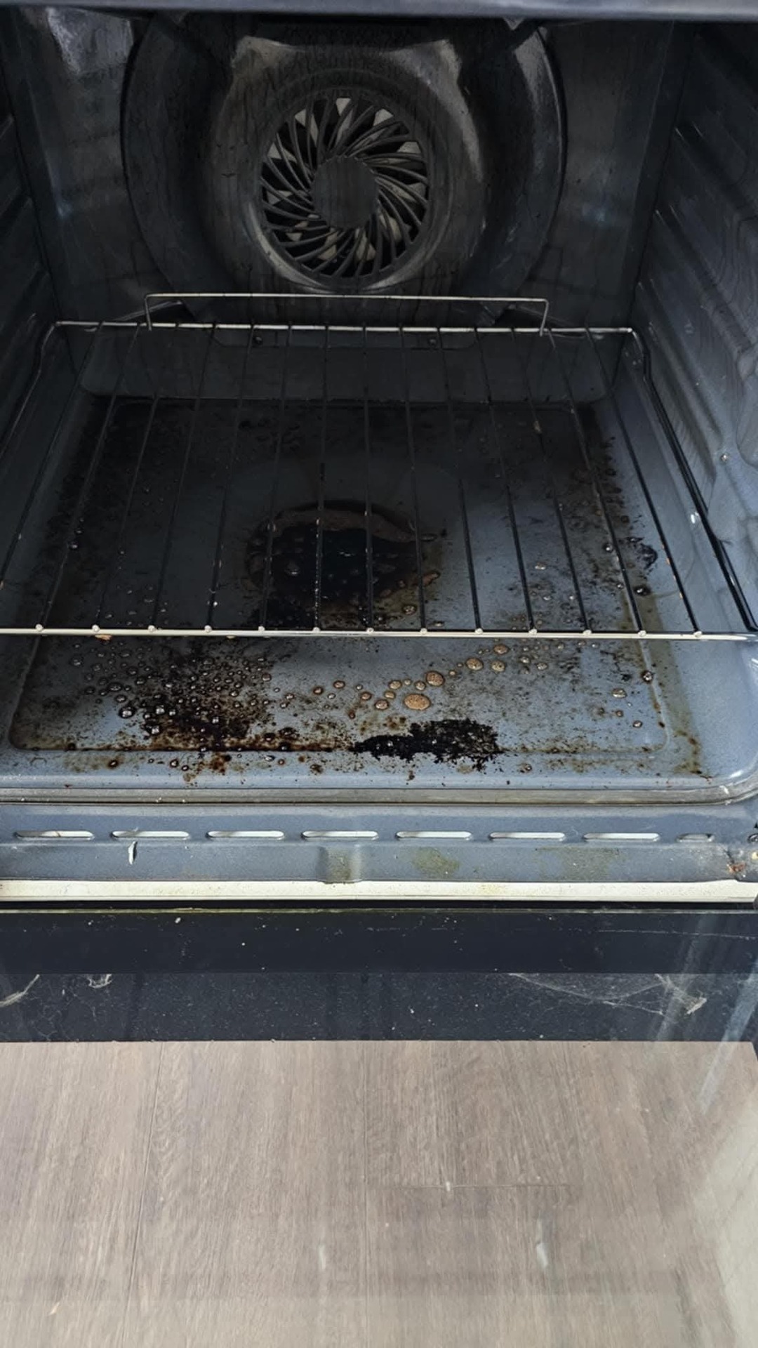 Before photo for Limpieza de hornos y frigoríficos