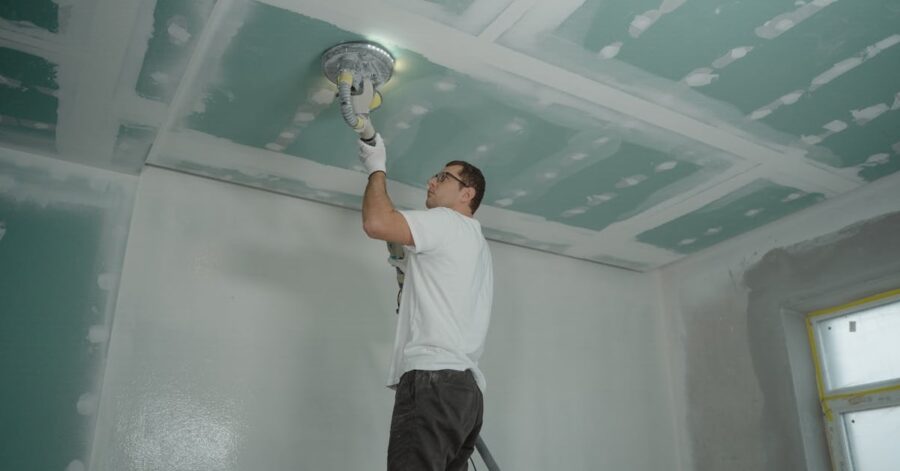 ¿Polvo tras la reforma? Descubre los beneficios de contratar una limpieza profesional post-obra: rapidez, maquinaria especializada y resultados impeca